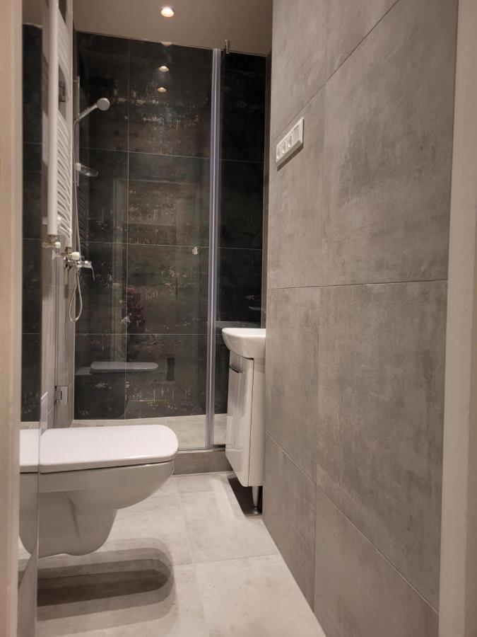 Lara II Apartman Debrecen Extérieur photo